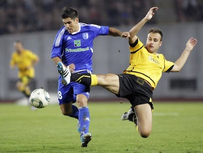 Xisco Muñoz, de azul, con el Dinamo de Tbilisi