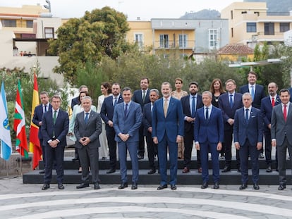 Foto de familia en la Conferencia de Presidentes, el domingo en La Palma.