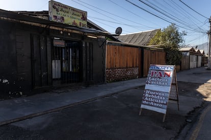 Un almacén del barrio donde nació y creció la candidata presidencial.