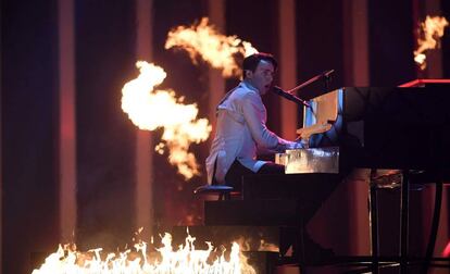 Melovin, representante de Ucrania en Eurovisión, durante la segunda semifinal.