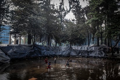 Los habitantes del campamento demandaban de atención del Gobierno nacional y distrital en salud, educación y vivienda.
