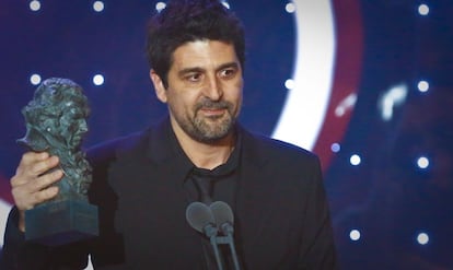 Cesc Gay recibe el Goya al mejor director.