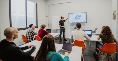 Para Manel Jiménez, vicerrector de Transformación Educativa, Cultura y Comunicación de la Universitad Pompeu Fabra, los alumnos deben escoger qué estudiar tras un "análisis deliberado de sus capacidades, de sus intereses reales y de su conexión con la dedicación profesional".