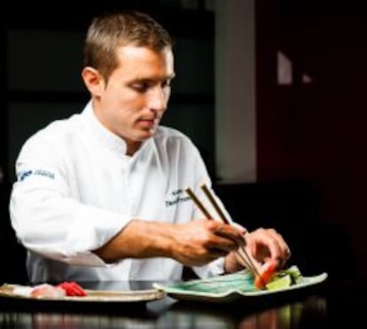 Daniel Franco dirige la cocina del Abama Kabuki, un restaurante que fusiona la comida japonesa con la canaria en Tenerife.