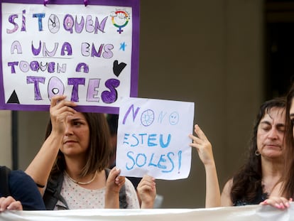 Concentración en Badalona contra las agresiones sexuales, en junio.