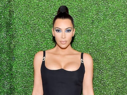 Kim Kardashian en la presentación de su nueva línea de cosméticos KKWxMario en Beverly Hills.