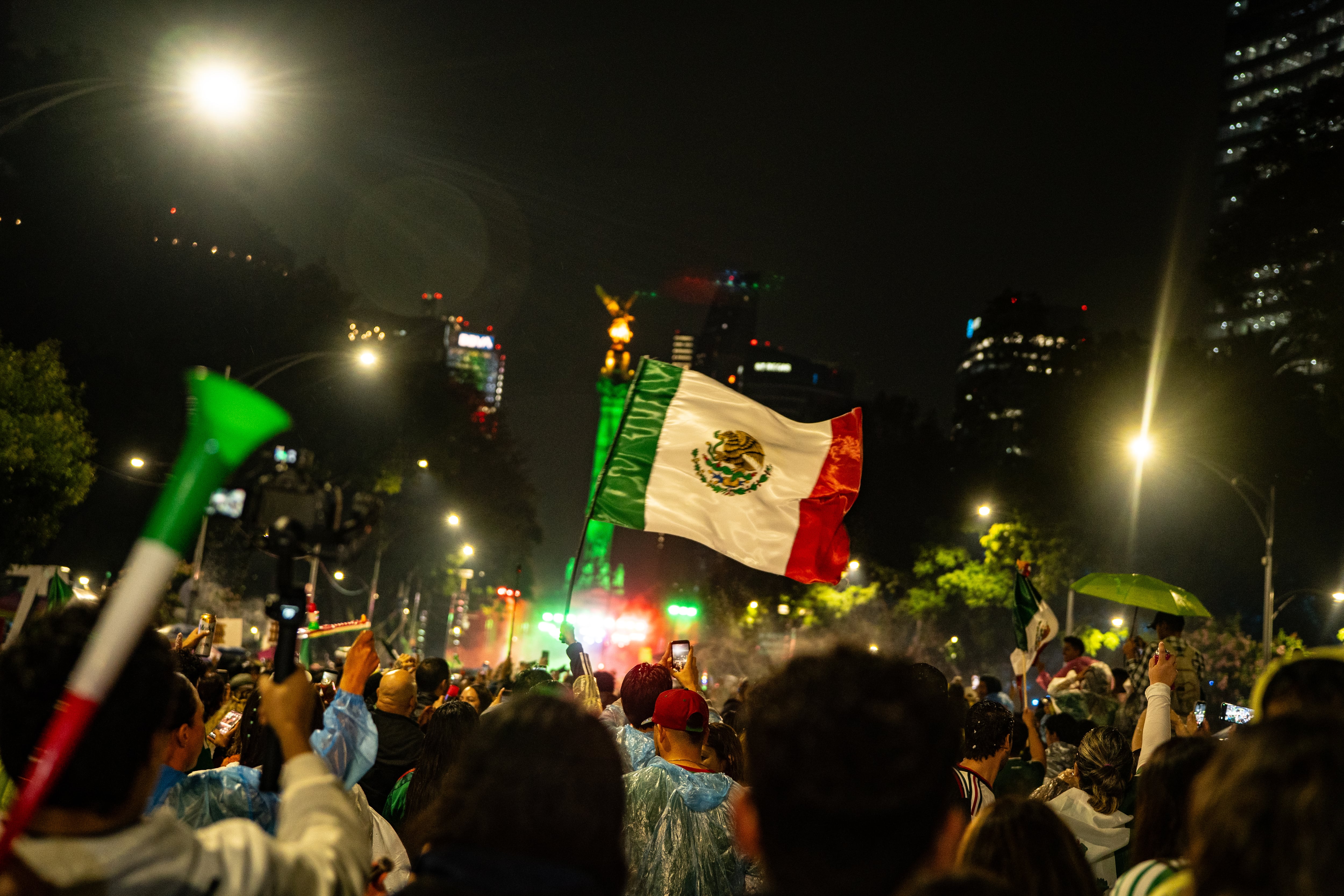 El carnaval mexicano: “Imagínate si nos hubieran dado el Mundial completo”
