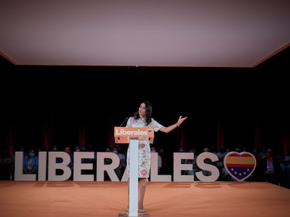 La presidenta de Ciudadanos, Inés Arrimadas, durante la convención política del partido.