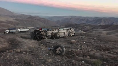 Un autobus que transportaba a trabajadores mineros  se volcó en el kilometro 47 de la carretera Nasca - Puquio, dejando al menos 27 muertos.