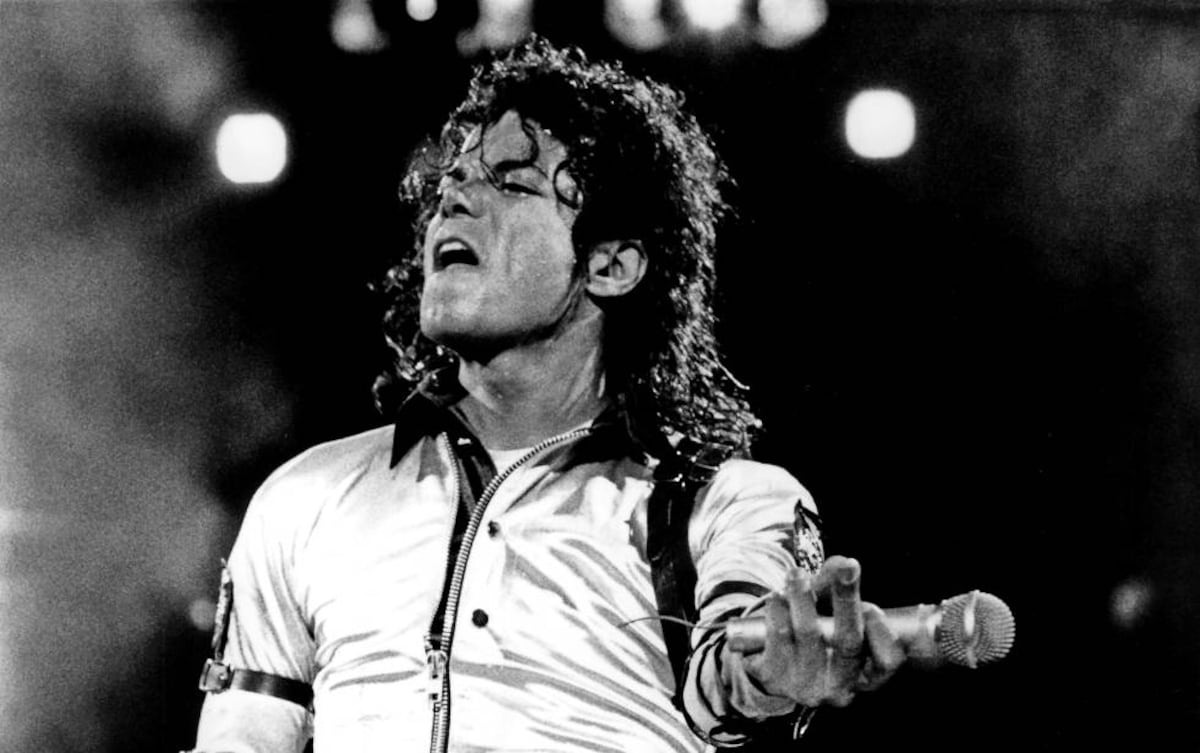 Triunfo Y pasteleo En El Primer Concierto De Michael Jackson En triunfo-y-pasteleo-en-el-primer-concierto-de-michael-jackson-en