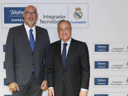 Emilio Gayo, presidente de Telef&oacute;nica Espa&ntilde;a, y Florentino P&eacute;rez, presidente del Real Madrid.