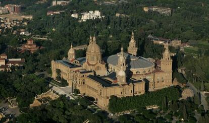 Vista aérea del Palau Nacional, sede del Museo Nacional de Arte de Cataluña (MNAC).