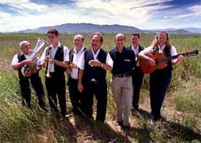 Los cantadores del Delta, improvisados y copleros.