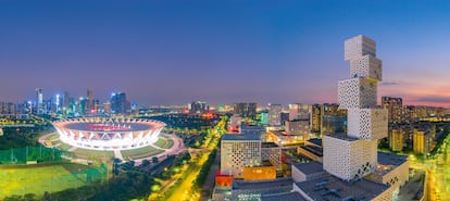 Entorno urbano de la ciudad de Foshan, ubicada en la provincia de Guangdong, China.