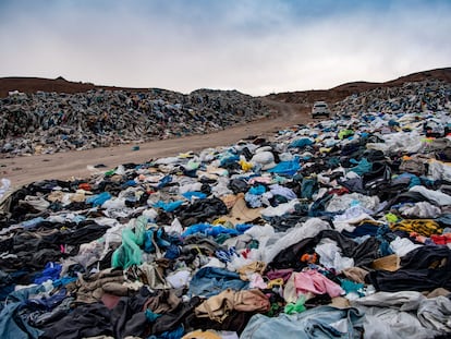 Una imagen del desierto de Atacama (Chile), uno de los principales vertederos textiles del mundo