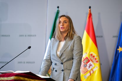 La consejera andaluza de Fomento, Marifrán Carazo, en su toma de posesión en 2019.