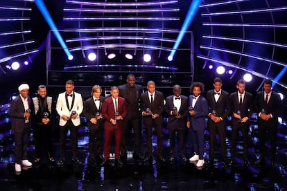 Vista de los jugadores que han sido elegidos como el mejor once mundial según la FIFA.