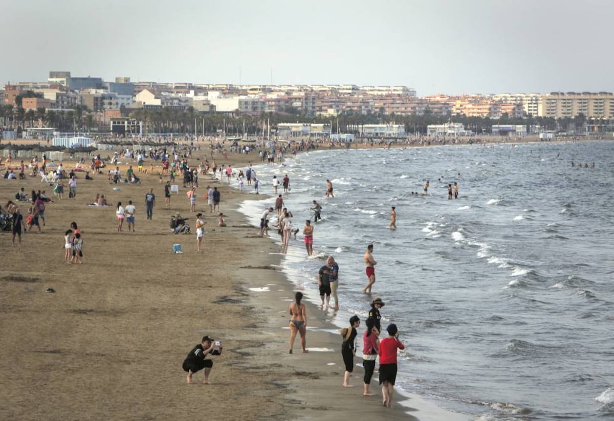 Cuatro detenidos por una agresión sexual en una zona de ocio junto a la playa en Valencia | Sociedad