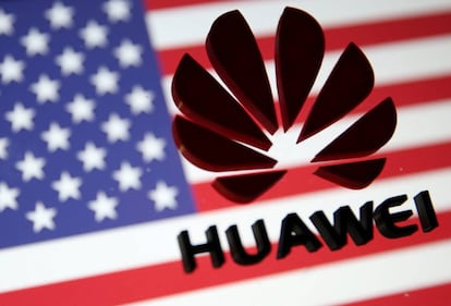 Huawei sigue sufriendo las consecuencias del veto americano.