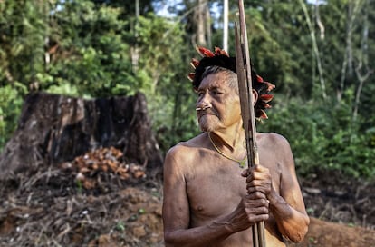 Mobidi Arara é o pai do cacique Turu e o ancião da aldeia. Tem 85 anos e só fala o idioma próprio dessa etnia, o Karib.