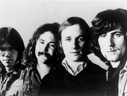 Neil Young, David Crosby, Stephen Stills y Graham Nash en 1970.