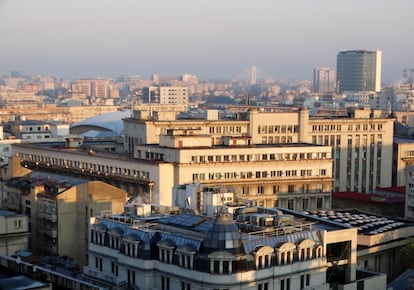 Edificios de la era estalinista en Bucarest, en 2022.