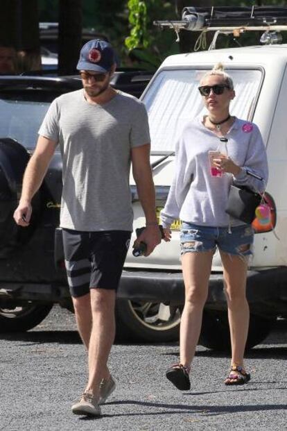 Liam Hemsworth y Miley Cyrus el pasado sábado.