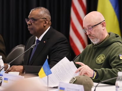 U.S. Secretary of Defense Lloyd Austin meets with Ukraine's Defense Minister Oleksiy Reznikov to discuss how to help Ukraine defend itself, at Ramstein Air Base, Germany, January 20, 2023.