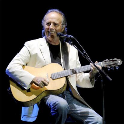 Joan Manuel Serrat, en un concierto en Peralada (Girona) en el mes de julio.