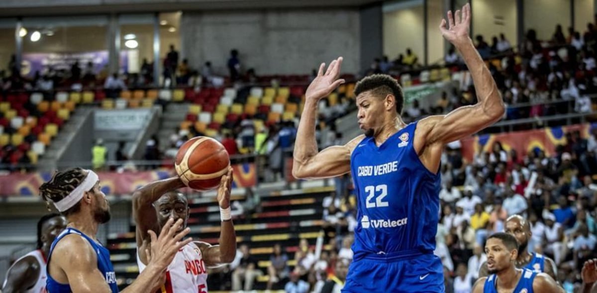 baloncesto-tavares-lleva-a-cabo-verde-al-mundial-y-argentina-se-queda