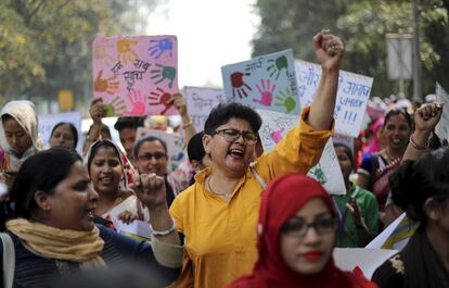 Mulheres indianas manifestam em um protesto pelo Dia Internacional da Mulher, em Nova Déli.