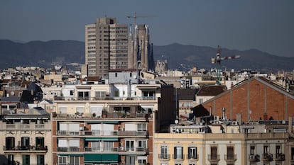 Bloques de pisos de viviendas en el distrito del Eixample de Barcelona en una imagen reciente.