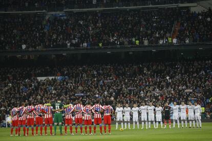 Los dos equipos, antes del encuentro.