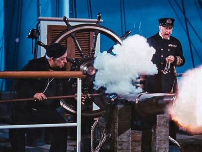 Un fotograma de 'Mary Poppins'. ¿Es el almirante Boom una metáfora del imperialismo? Decídalo usted.