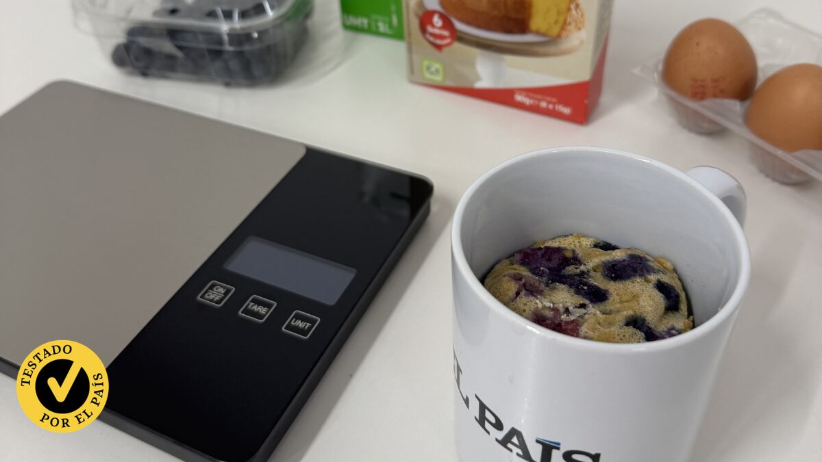 Una báscula de cocina inteligente, un bizcocho fit y una redacción poco convencida