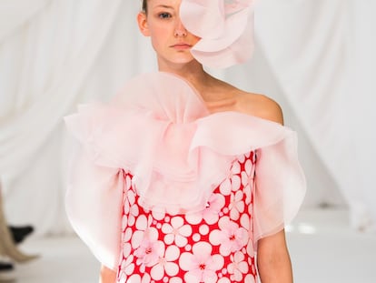 Delpozo llena Londres de luz y romanticismo