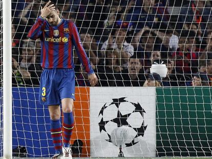 Piqué se lamenta.