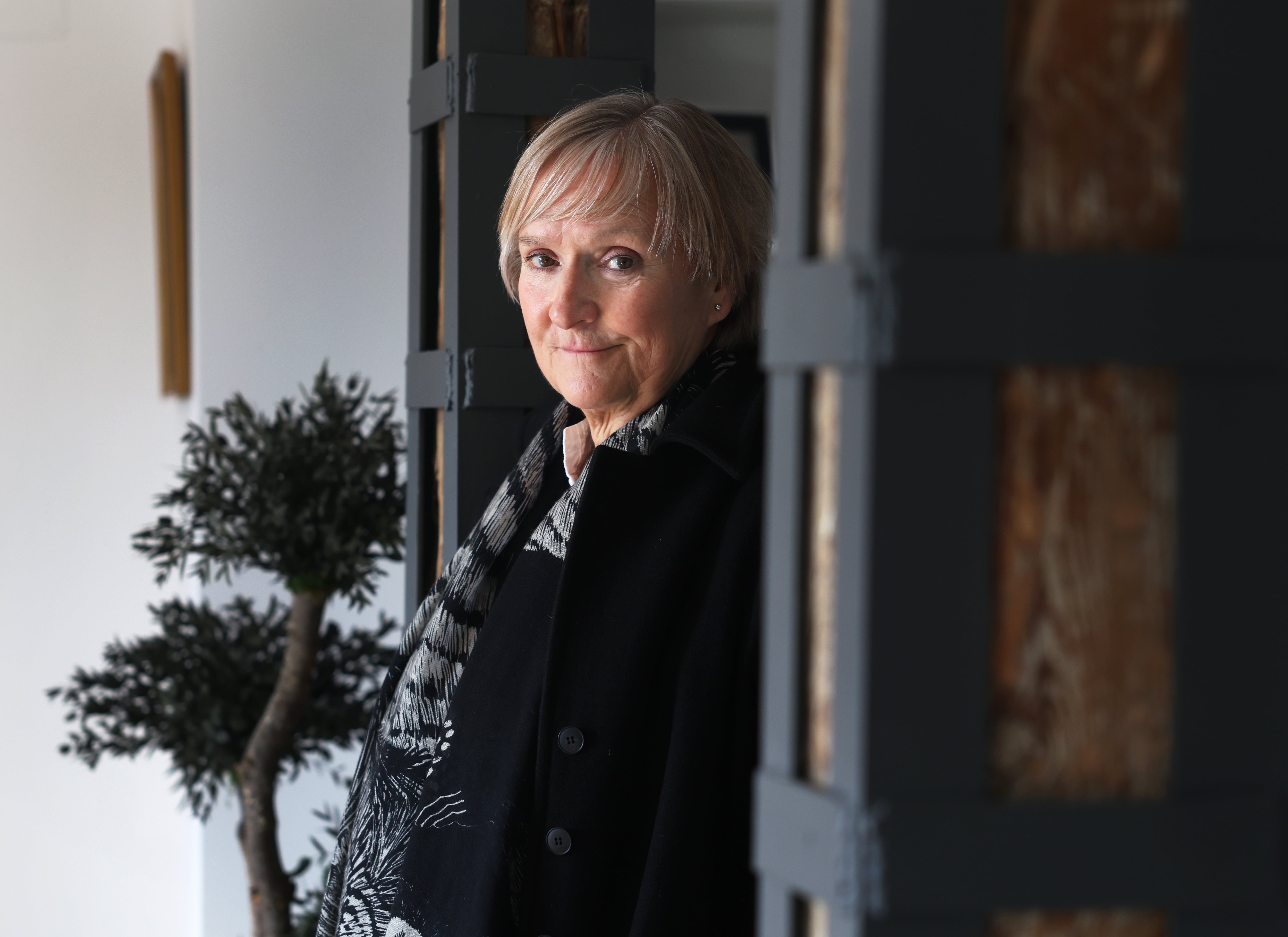 Deborah Warner: “El Real es uno de los pocos teatros del mundo donde todavía es posible crear una producción de verdad”. 