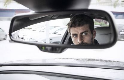 Piqué leaving a training session.