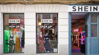 Fachada de un espacio efímero de Shein en Madrid.