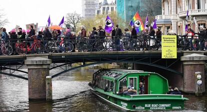 Manifestación antirracista, el sábado en Amsterdam.