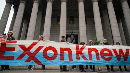 activistas ambientales protestas contra Exxon en Nueva York