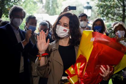 La presidenta de la Comunidad de Madrid y candidata a la reelección, Isabel Díaz Ayuso, en un acto este domingo en Alcorcón.