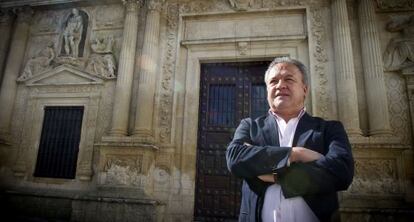 Pedro Pacheco, frente al antiguo Cabildo de Jerez. 