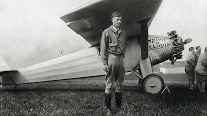 Charles Lindbergh, quien en 1927, un año después de la odisea del Plus Ultra, se convirtió en el primer piloto en cruzar en solitario el Atlántico.