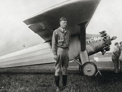 Charles Lindbergh, quien en 1927, un año después de la odisea del Plus Ultra, se convirtió en el primer piloto en cruzar en solitario el Atlántico.