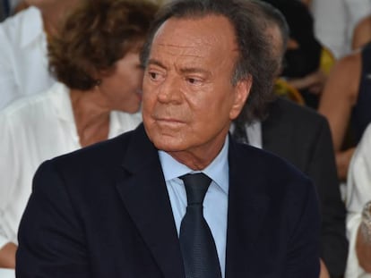 El cantante Julio Iglesias.