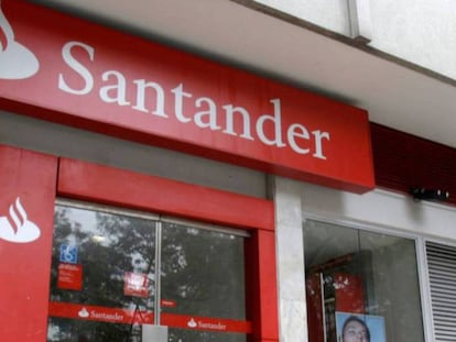 Santander retira temporalmente algunos productos hipotecarios en Reino Unido