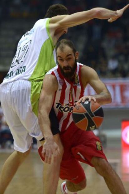 Spanoulis encara a Fran V&aacute;zquez.