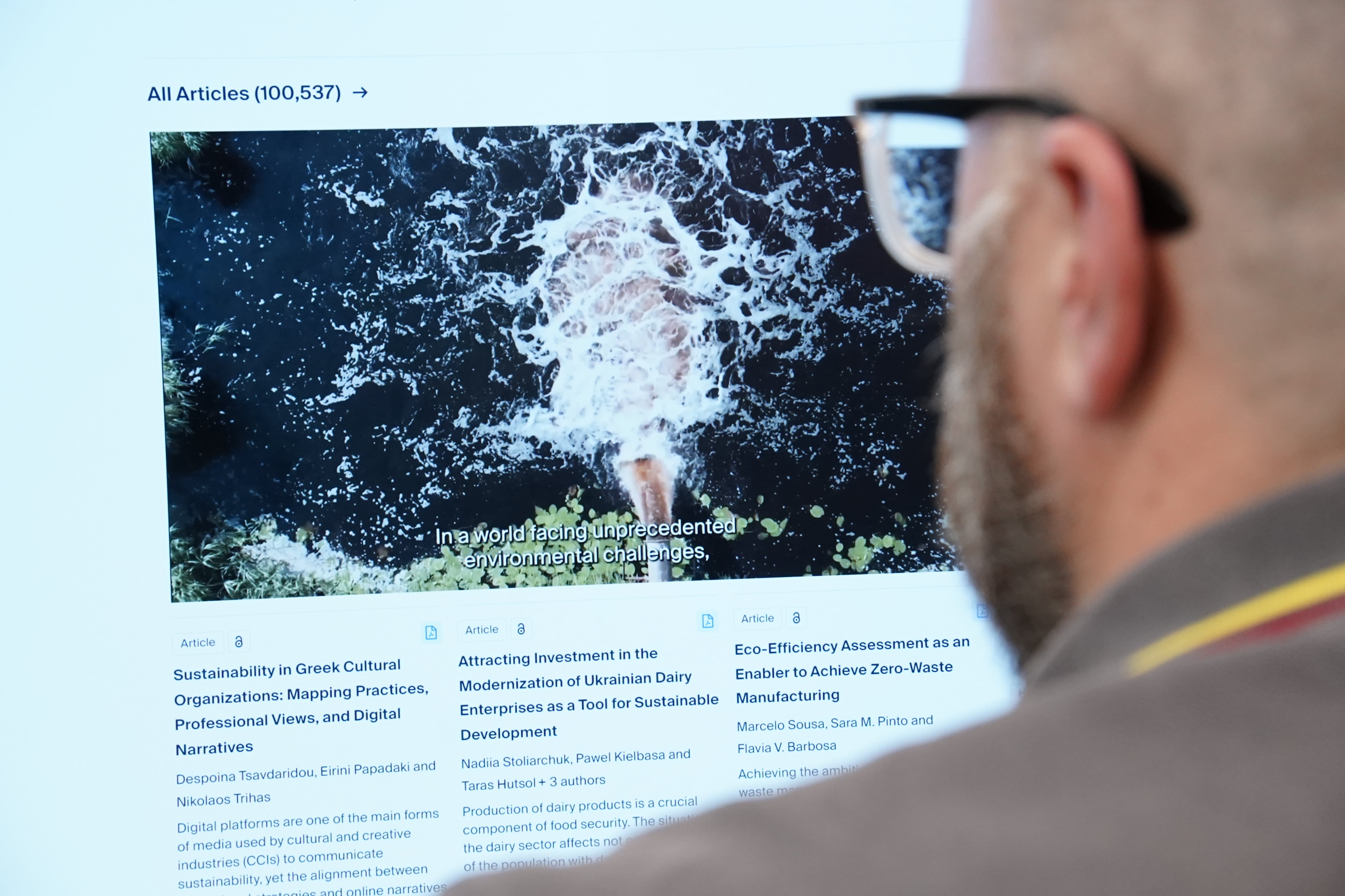 La revista 'Sustainability', de la editorial MDPI, ha publicado cientos de números especiales llenos de estudios de los propios editores.